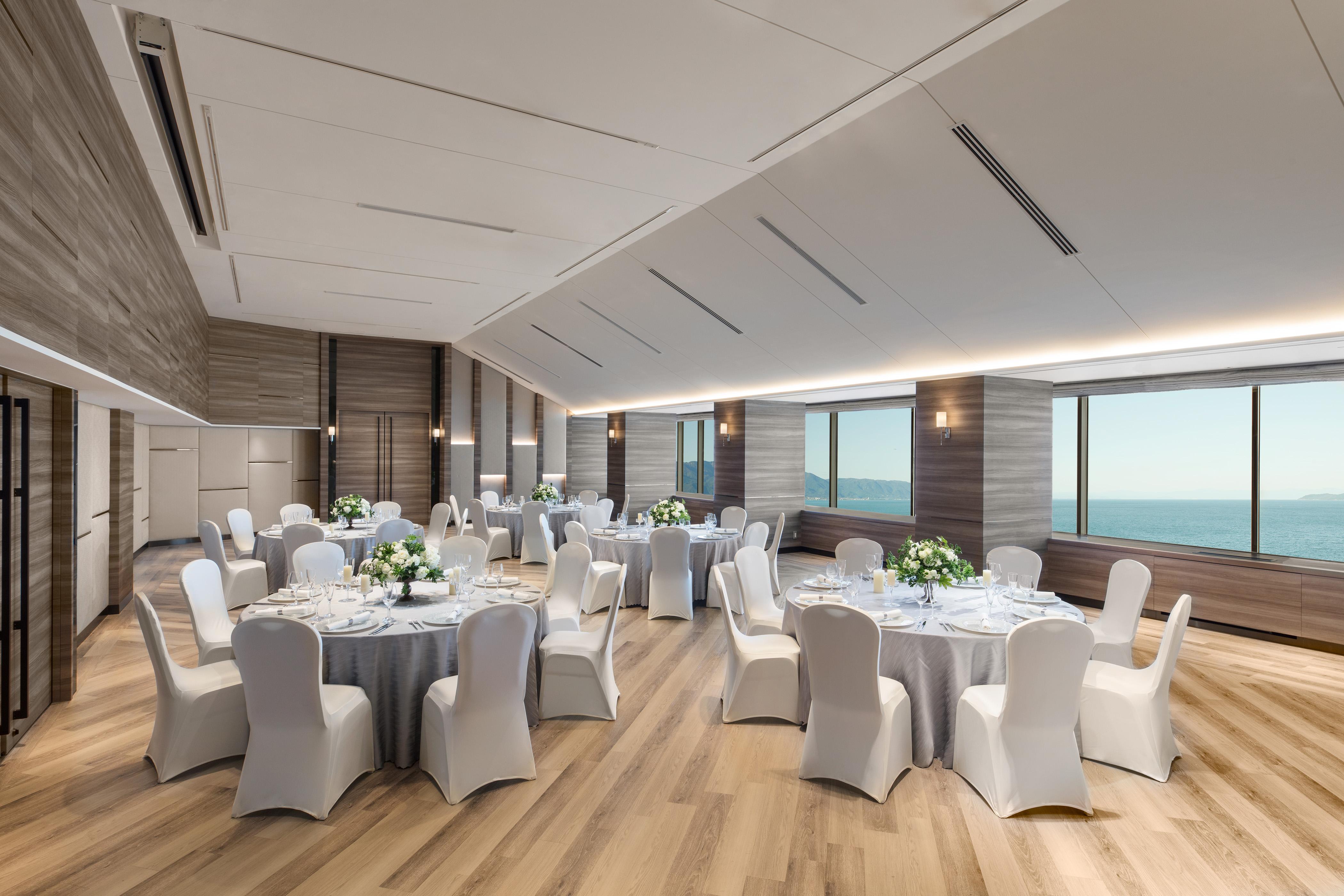 Biwa Marriott Resort